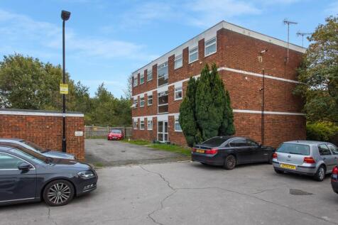 Andover Close, UB6 2 bed apartment for sale