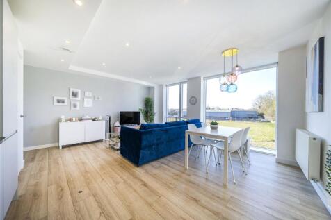 1 bedroom flat for sale