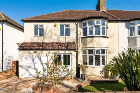 5 bedroom semi-detached house for sale