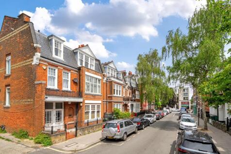 Glenloch Road,  Belsize Park,  NW3 2 bed flat for sale
