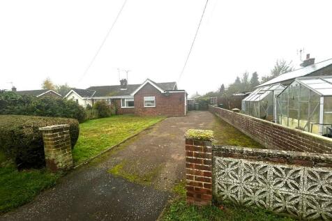 3 bedroom semi-detached bungalow for sale