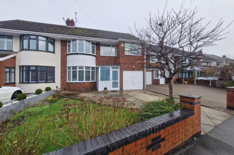 4 bedroom semi-detached house for sale