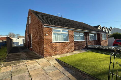 2 bedroom semi-detached bungalow for sale