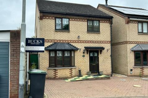 Crown Street, Stowmarket IP14 3 bed detached house for sale