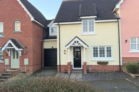 Kestrel Drive, Stowmarket IP14 4 bed semi