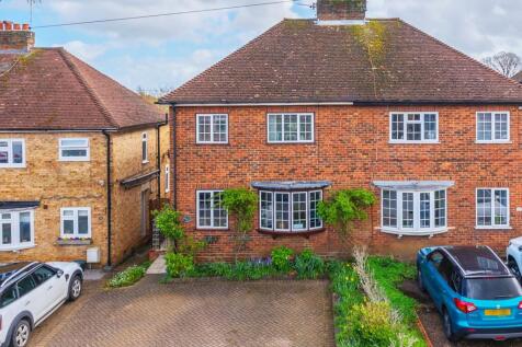 St Johns Hill, Sevenoaks, TN13 3 bed semi