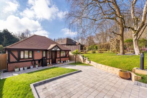 Oak Warren, Sevenoaks, TN13 3 bed detached house for sale
