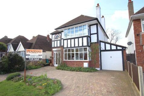 Boley Drive, Clacton on Sea 4 bed detached house for sale