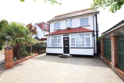 Skelmersdale Road, Clacton on Sea, CO15 2 bed detached house for sale