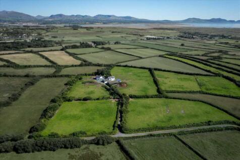 Neuadd Wen & Neuadd Wen Cottage Farm... 7 bed detached house for sale