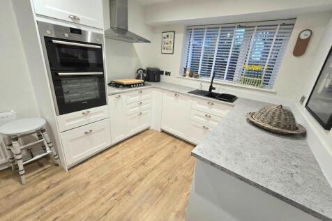 Heathfield Close, Eaglescliffe... 2 bed semi