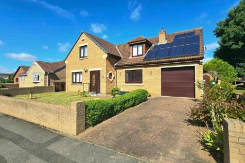 Rufford Close, Ingleby Barwick... 3 bed detached bungalow for sale