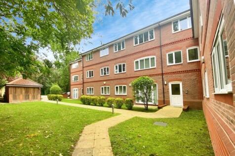 Copper Beach Place, Wokingham RG41 2 bed apartment for sale