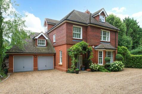 6 bedroom detached house for sale