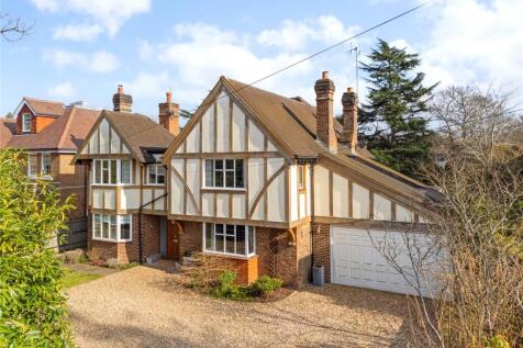 5 bedroom detached house for sale