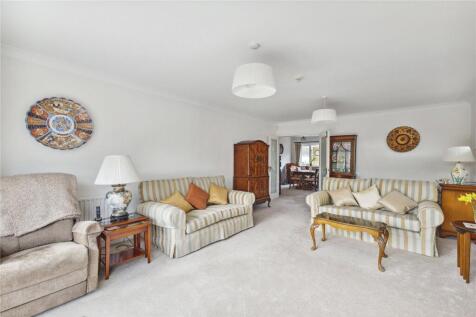 Birch Grove, Cobham, Surrey, KT11 3 bed bungalow for sale