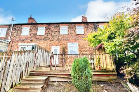 3 bedroom terraced house for sale