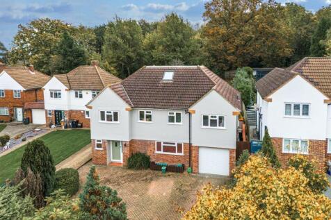 Barnet Drive, Bromley BR2 5 bed detached house for sale