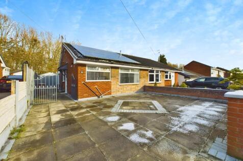 2 bedroom semi-detached bungalow for sale