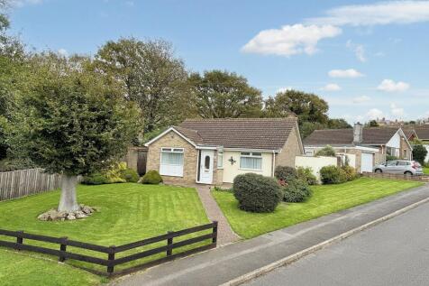 2 bedroom detached bungalow for sale