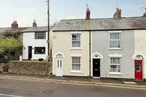 Bridport 2 bed end of terrace house for sale