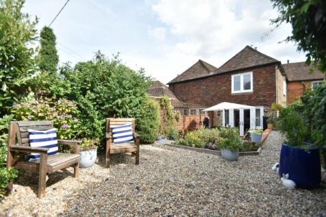 Lees Road, Brabourne Lees, Ashford, TN25 2 bed terraced house for sale