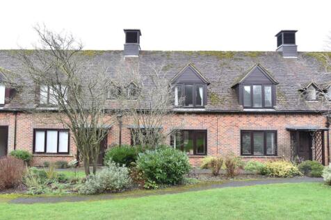 Atwater Court, Lenham, Maidstone, ME17 2 bed terraced house for sale