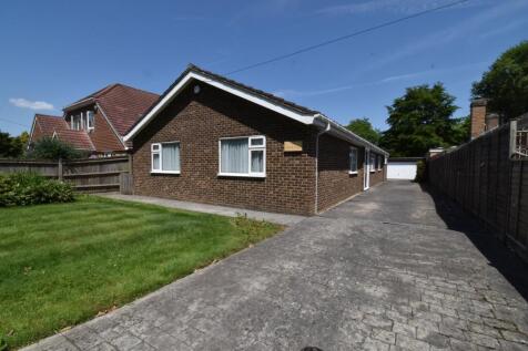 Broomfield Road, Kingswood... 5 bed bungalow for sale