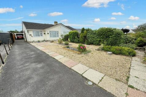 2 bedroom semi-detached bungalow for sale