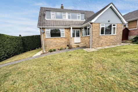 Wimborne 4 bed detached house for sale