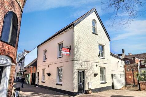 2 bedroom end of terrace house for sale