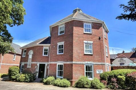 Fordingbridge 2 bed flat for sale