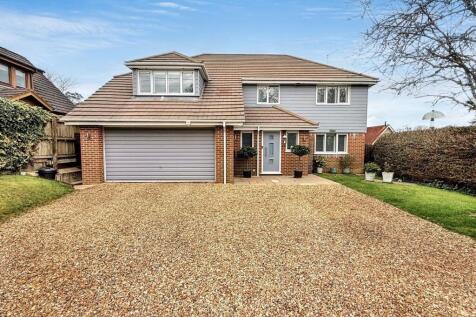 Redlynch 4 bed detached house for sale