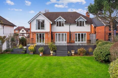 Lower Cookham Road, Maidenhead 4 bed detached house for sale