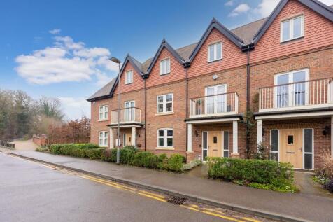 Mill Lane, Taplow 4 bed terraced house for sale