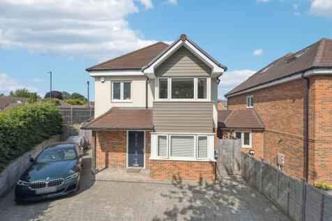 Birdwood Road, Maidenhead 4 bed detached house for sale