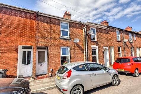 Salisbury 3 bed terraced house for sale