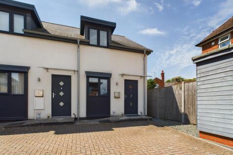 The Quadrangle, Hereford HR1 2 bed terraced house for sale