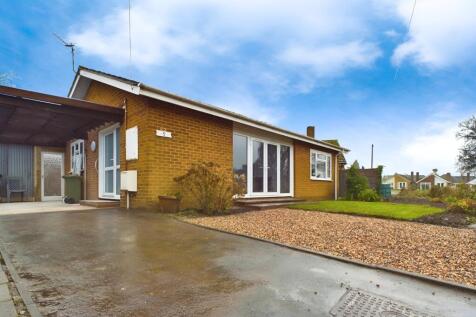 Three Elms Road, Hereford HR4 2 bed detached bungalow for sale