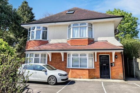 Charminster 1 bed flat for sale