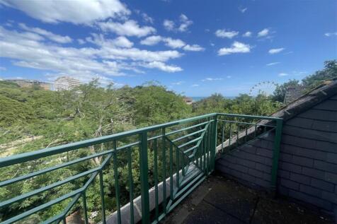 Bournemouth Centre 2 bed penthouse for sale