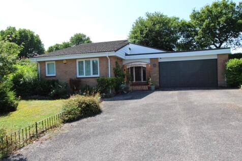 Moorlands, West Hill 4 bed detached bungalow for sale