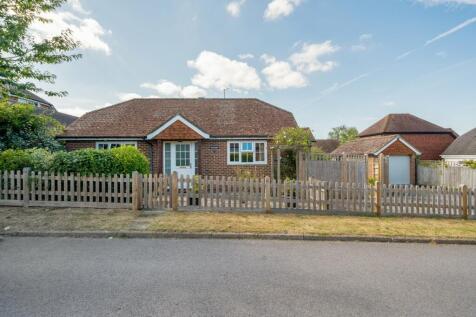 Furzefield Avenue, Speldhurst... 2 bed bungalow for sale