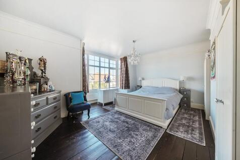 Yew Tree Road, Tunbridge Wells, TN4 5 bed semi