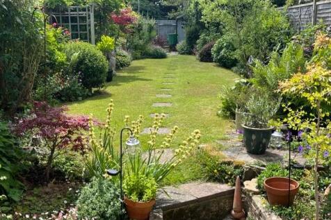 Yew Tree Road, Tunbridge Wells, TN4 5 bed semi