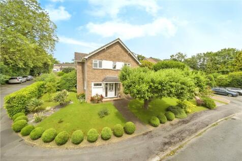 Charlton Court Road, Charlton Kings... 3 bed detached house for sale