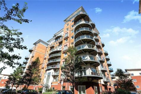 Winterthur Way, Basingstoke, Hampshire 2 bed apartment for sale