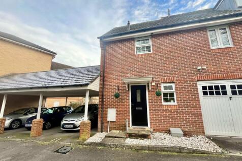 Coppice Pale, Chineham, Hampshire 1 bed semi