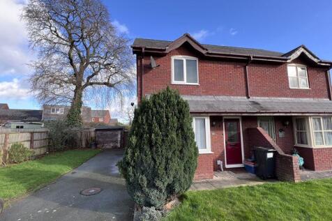 2 bedroom semi-detached house for sale