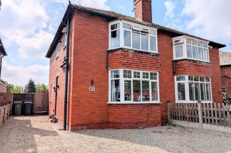3 bedroom semi-detached house for sale